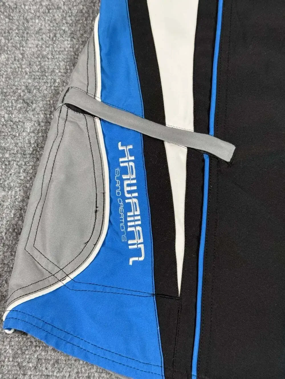 HIC Men’s Colorblock Board Shorts Black Blue Gray White Drawstring Pockets 34